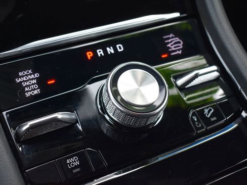 Used 2025 Jeep Grand Cherokee Summit w/ Adv Protech Group IV image 30