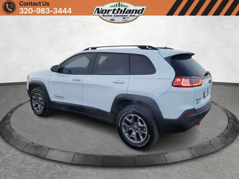 Used 2022 Jeep Cherokee Trailhawk image 7
