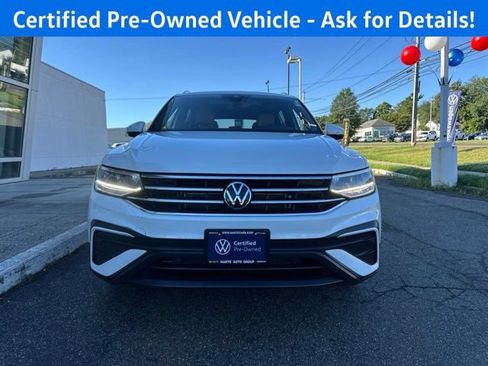 Certified 2023 Volkswagen Tiguan SE w/ Panoramic Sunroof Package AWD/4WD image 3