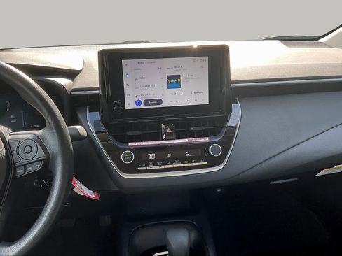Used 2026 Toyota Corolla LE FWD image 7