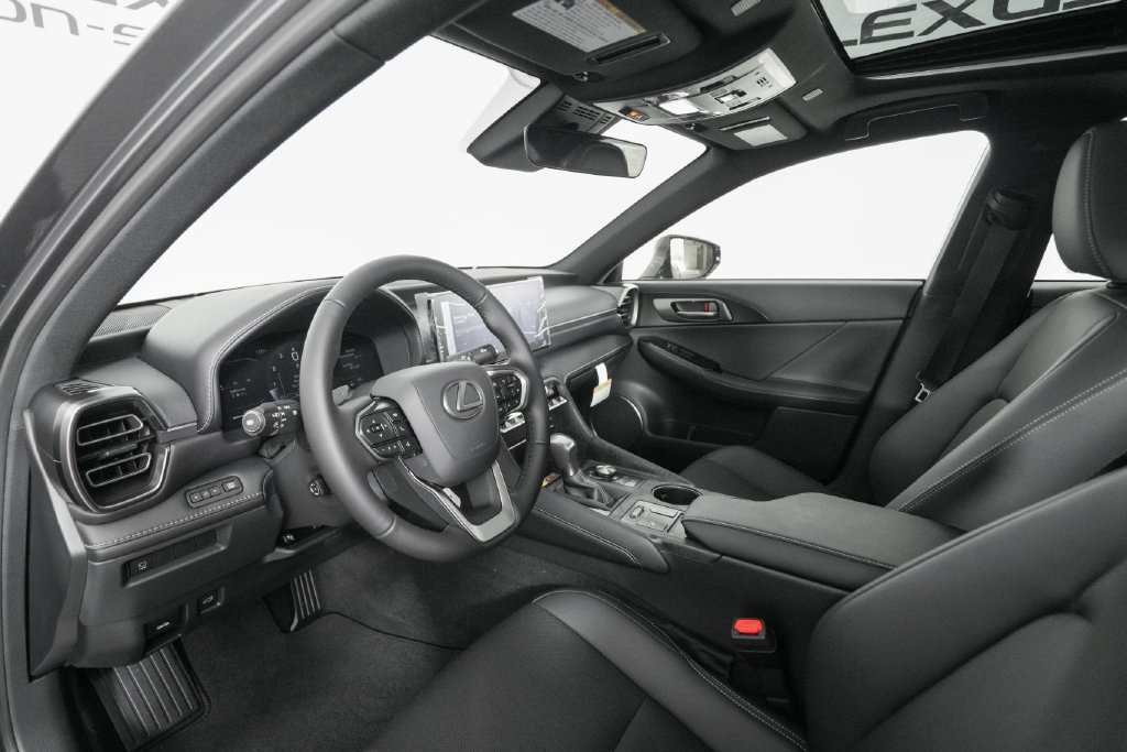 New 2026 Lexus IS 350 F Sport w/ Accessory Package Z1 RWD image 9