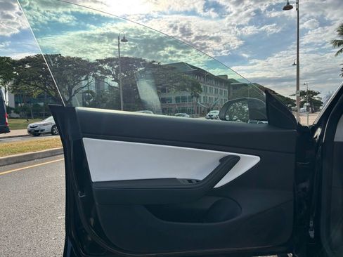 Used 2019 Tesla Model 3 Long Range AWD/4WD image 12