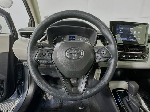 Used 2025 Toyota Corolla LE image 15