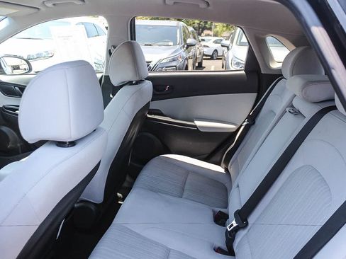 Used 2023 Hyundai Kona SEL AWD/4WD image 23