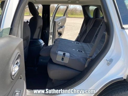 Used 2021 Jeep Cherokee Latitude image 34
