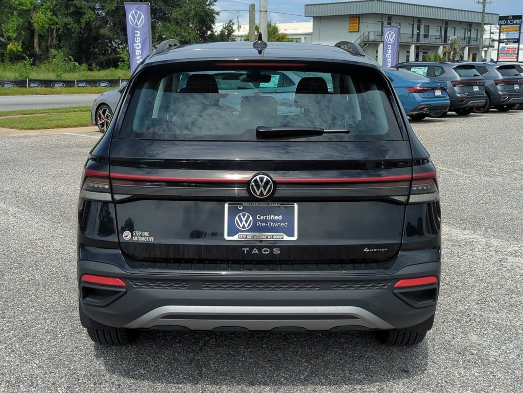 Used 2025 Volkswagen Taos S AWD/4WD image 6