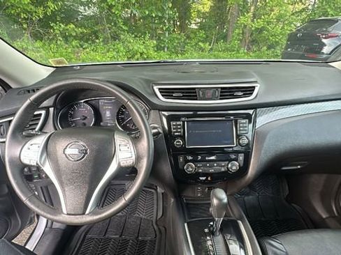 Used 2016 Nissan Rogue SL w/ SL Premium Package AWD/4WD image 8