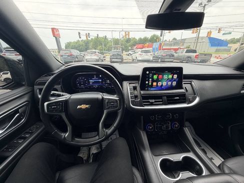 Used 2022 Chevrolet Suburban LT AWD/4WD image 74