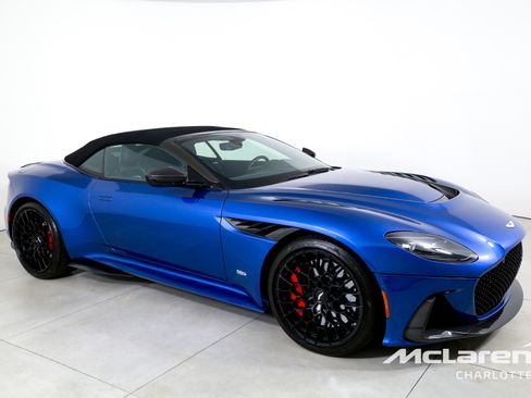 Used 2023 Aston Martin DBS Superleggera Volante image 2
