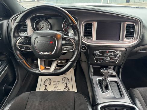 Used 2020 Dodge Charger Scat Pack RWD image 15