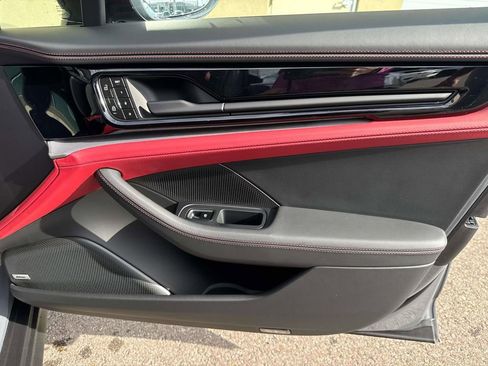 New 2026 Porsche Panamera image 19