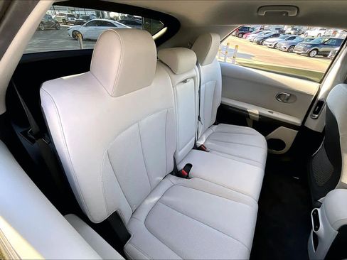 Used 2023 Hyundai Ioniq 5 SEL image 17