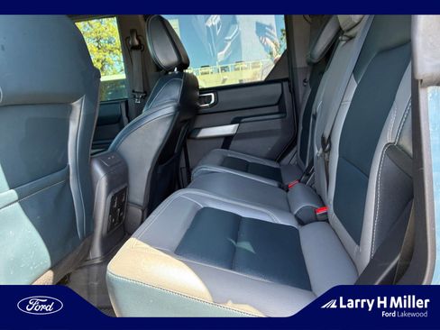 Used 2023 Ford Bronco Outer Banks w/ Sasquatch Package AWD/4WD image 17