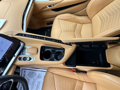 Used 2023 Chevrolet Corvette Stingray Premium Cpe w/ Z51 Performance Package image 33