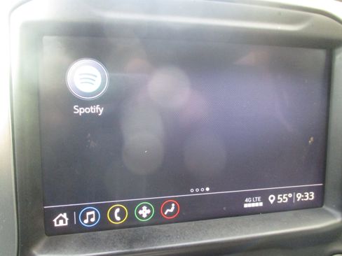 Used 2020 Chevrolet Silverado 1500 LT w/ Convenience Package image 21