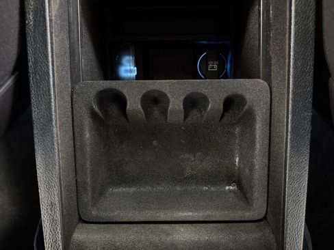 Used 2013 Dodge Charger SE w/ Sport Appearance Group RWD image 31