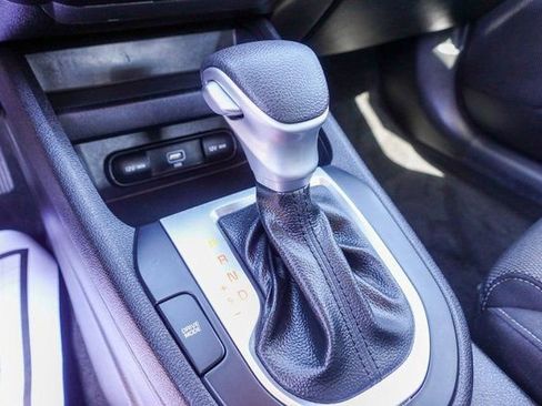 Used 2023 Kia Forte LXS w/ LXS Technology Package image 22