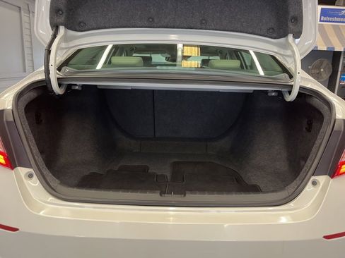 Used 2019 Honda Accord EX-L image 33