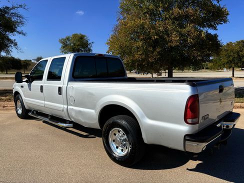 Used 2001 Ford F350 XLT image 12