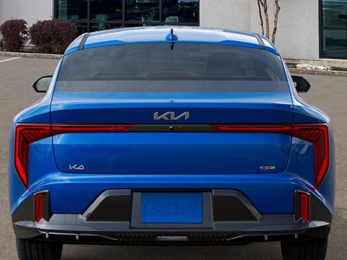 New 2025 Kia K4 GT-Line image 13