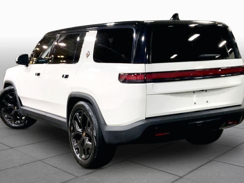 Used 2023 Rivian R1S Launch Edition Quad AWD/4WD image 10