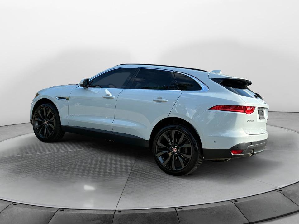 Used 2019 Jaguar F-PACE Prestige AWD/4WD image 5