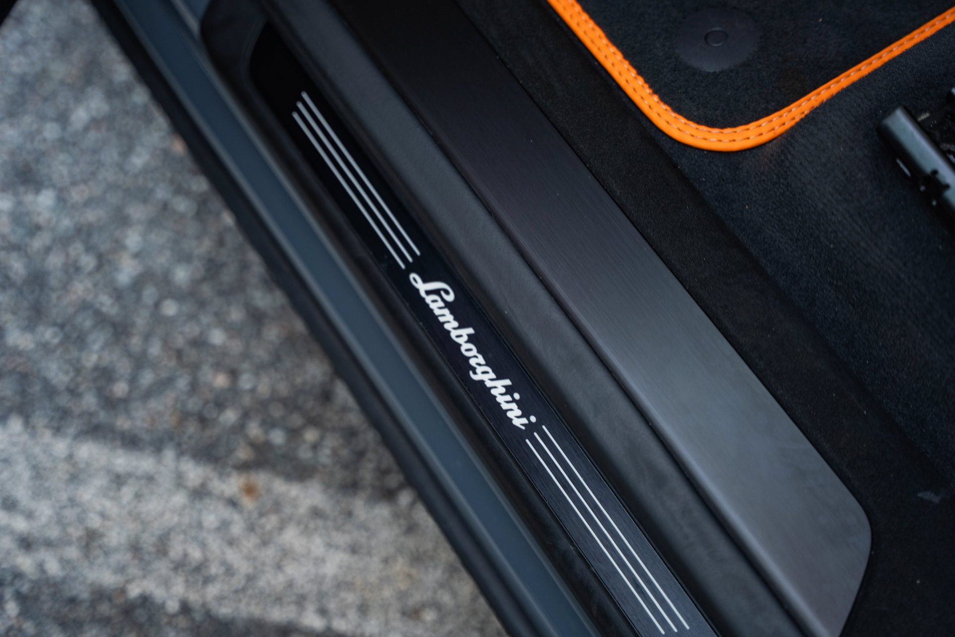 Used 2024 Lamborghini Urus Performante AWD/4WD image 39
