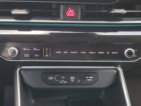 Used 2026 Kia Carnival SX Prestige FWD image 21