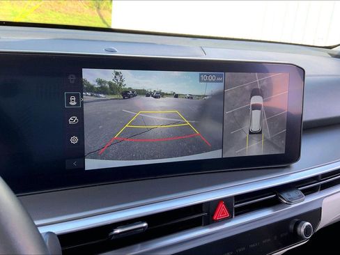 Used 2024 Kia Sorento SX image 19