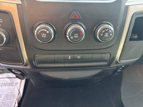 Used 2013 RAM 1500 Classic SLT w/ Premium Display Pkg image 20