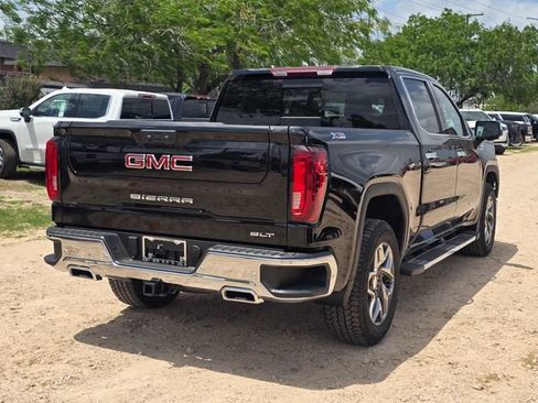 New 2026 GMC Sierra 1500 SLT AWD/4WD image 5