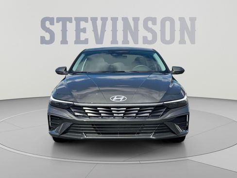 New 2026 Hyundai Elantra SE FWD image 12