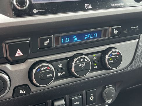 Used 2021 Toyota Tacoma TRD Pro AWD/4WD image 27