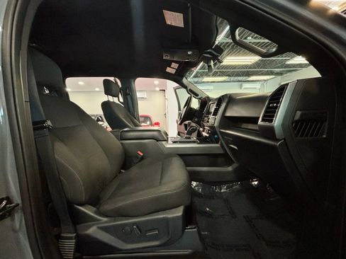 Used 2019 Ford F150 XLT w/ Equipment Group 302A Luxury image 18