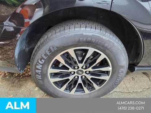 Used 2025 Ford Expedition Platinum AWD/4WD image 15