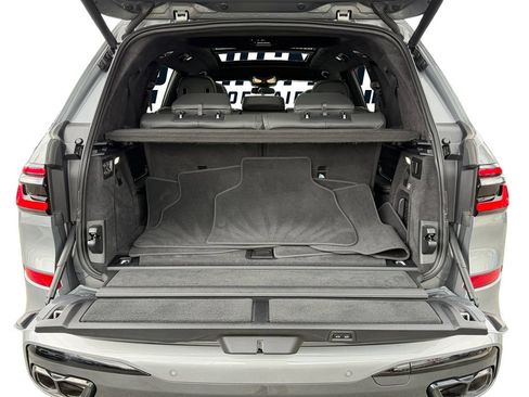 Used 2024 BMW X7 M60i w/ Executive Package AWD/4WD image 11
