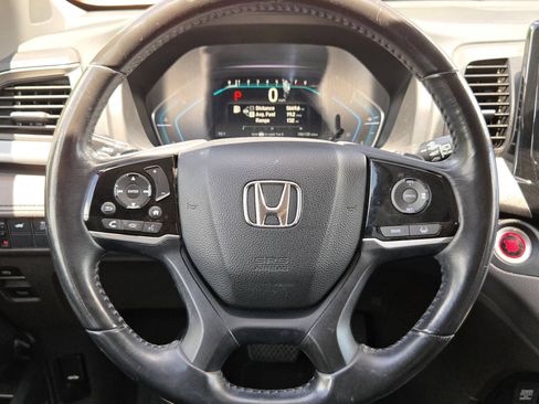 Used 2018 Honda Odyssey EX-L image 18