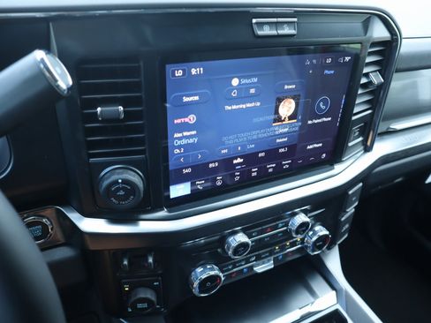 New 2026 Ford F250 Lariat w/ Black Appearance Package image 5