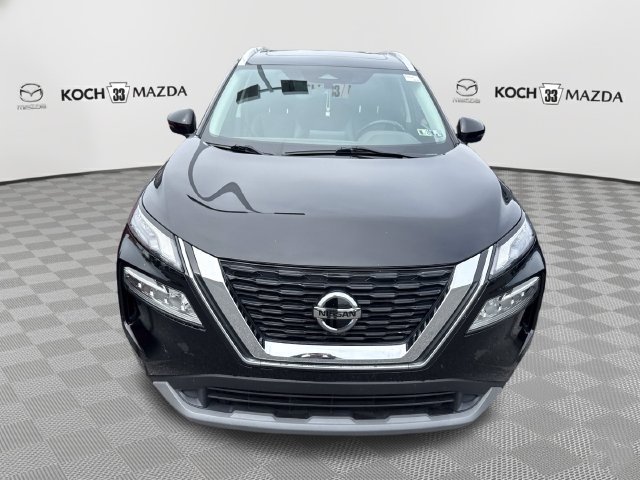 Used 2021 Nissan Rogue SV w/ Premium Package AWD/4WD image 2