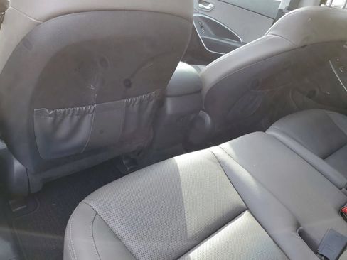 Used 2017 Hyundai Santa Fe FWD image 12