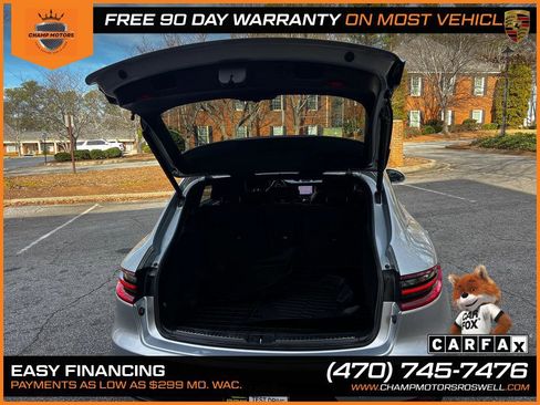 Used 2017 Porsche Macan image 16