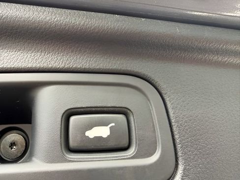 Used 2016 Honda Pilot Elite image 10