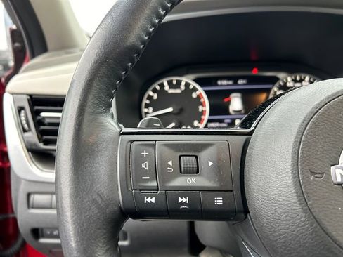 Certified 2022 Nissan Rogue SV w/ SV Premium Package image 13