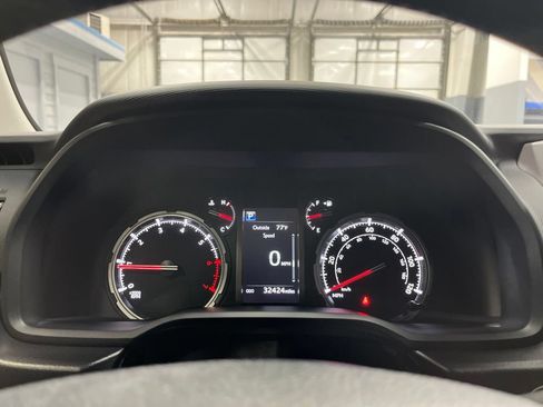 Used 2024 Toyota 4Runner TRD Sport AWD/4WD image 21