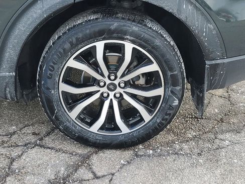 Used 2022 Ford Explorer ST-Line w/ Class IV Trailer Tow Package image 33