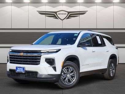 Used 2026 Chevrolet Traverse LT