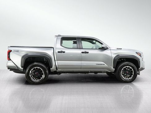 Used 2026 Toyota Tacoma TRD Off-Road AWD/4WD image 6