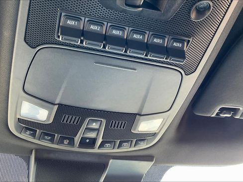 Used 2019 Ford F150 Raptor w/ Equipment Group 802A Luxury AWD/4WD image 36