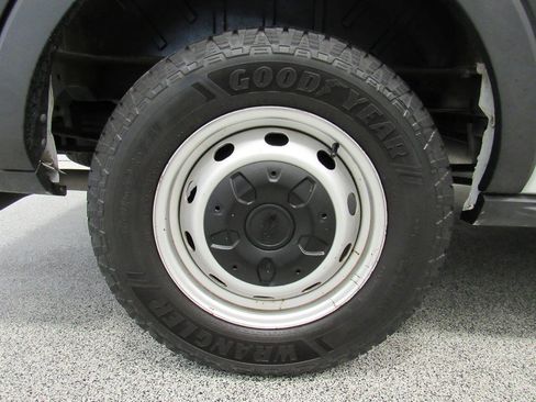 Used 2020 Ford Transit 150 Low Roof RWD image 14