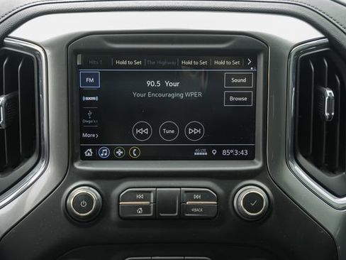 Used 2022 Chevrolet Silverado 1500 LT Trail Boss w/ LPO, Dark Essentials Package AWD/4WD image 24